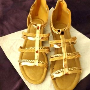 TEN DOLLAR  ladies' sandals